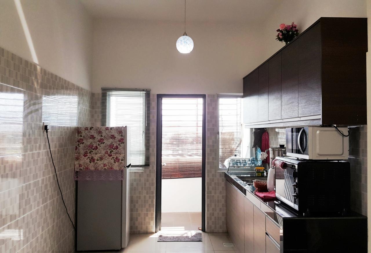 Mahkota Cheras Sweet Condo 1-14 Pax Near Mrt To Kl Kuala Lumpur Eksteriør bilde
